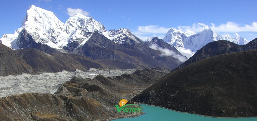 TREKKING AL LAGO DI GOKYO